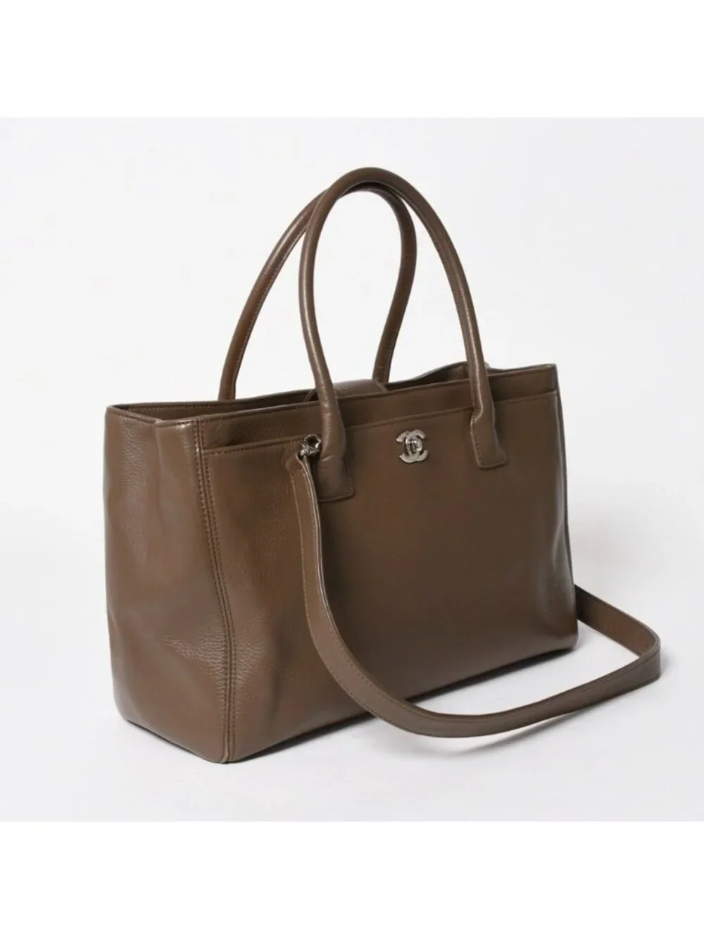 Chanel Executive Tote Bag Medium CC Logo Caviar Leather Brown